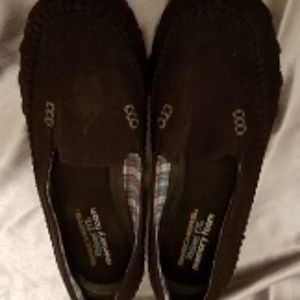 Skechers Relaxed Fit Memory Foam Women’s